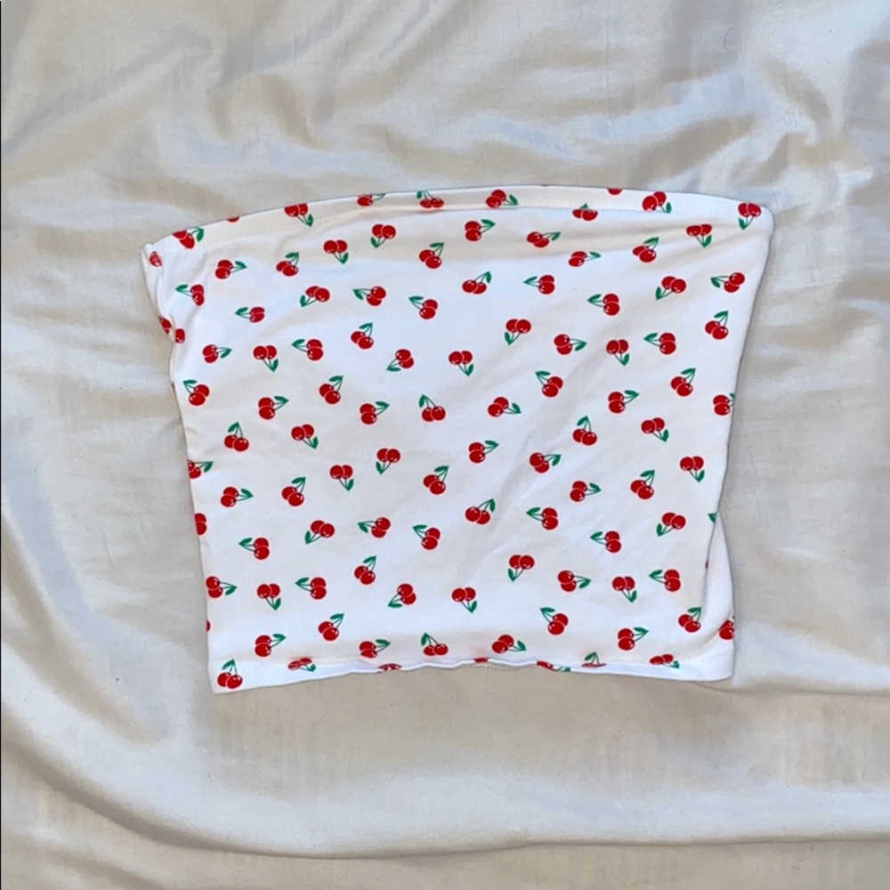 Cherry crop top